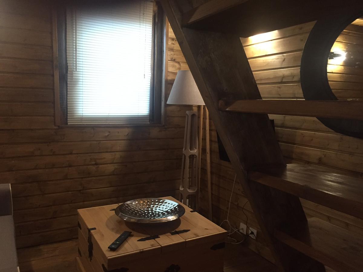 Gites Les Chalets Vezzani Spa Eksteriør bilde