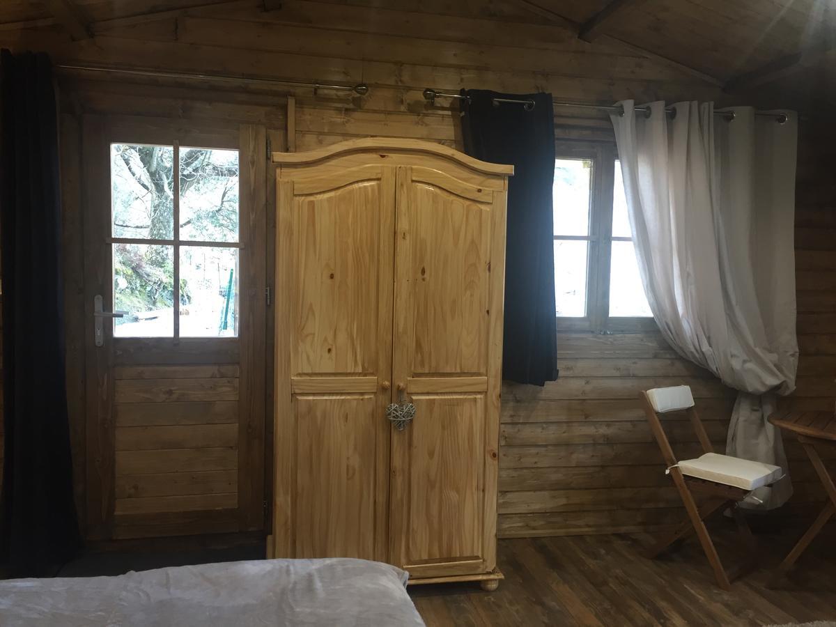 Gites Les Chalets Vezzani Spa Eksteriør bilde